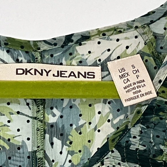 DKNY JEANS Smocked Sheer Lined Botanical Pattern Blouse - S - Picture 2 of 11